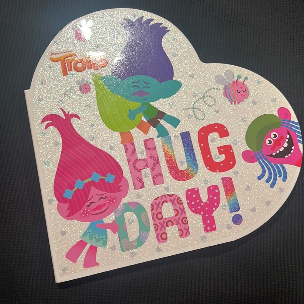 Hug Day! (Dreamworks Trolls)- like new